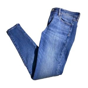 American Eagle Jeggings - Mid Rise - Medium Blue Wash - Women's size 4 regular